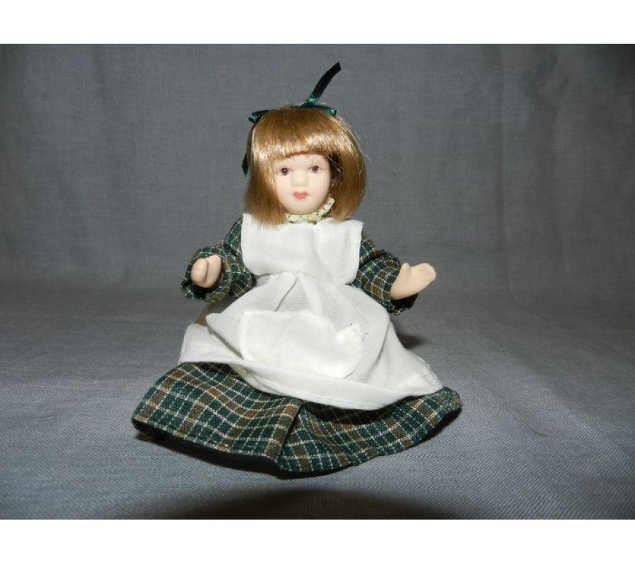 Кукла фарфоровая подвижная 15 см d108